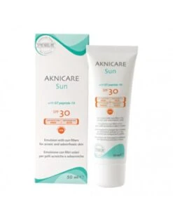 GENERAL TOPICS Srl Aknicare Sun Crema Solare Pelle Grassa Spf30 50ml